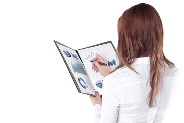 A split-screen image; one side shows a calm, stable graph representing a balanced portfolio, the other side shows a jagged, erratic graph representing a volatile market; the image highlights the importance of stability through rebalancing.